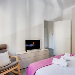 https://lulli-bright-and-cozy-flat.it-tuscanyhotel.com