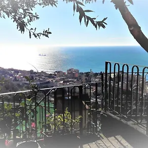 La Casa Dei Limoni Bed & Breakfast Genoa